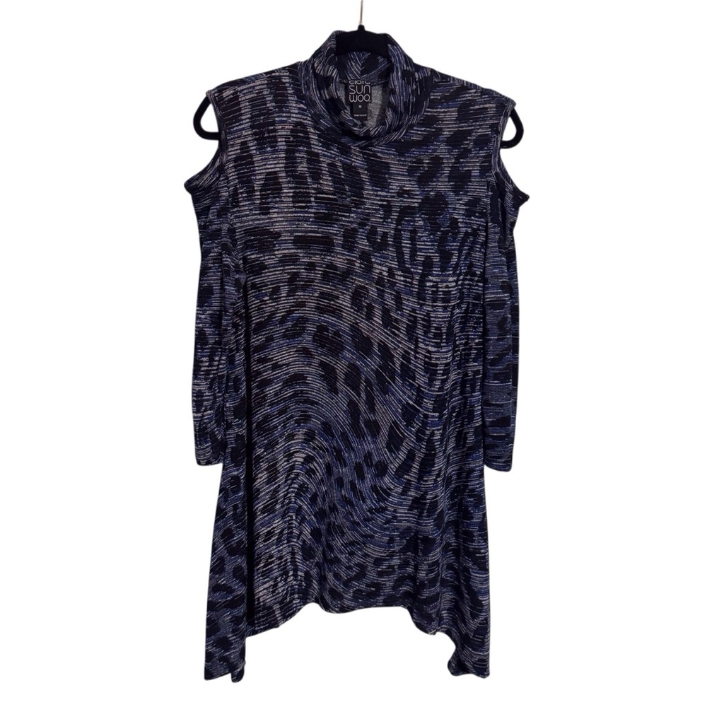 Clara Sun Woo Medium Blue Black Mock Neck Cold Shoulder Tunic Top Artsy Stretchy